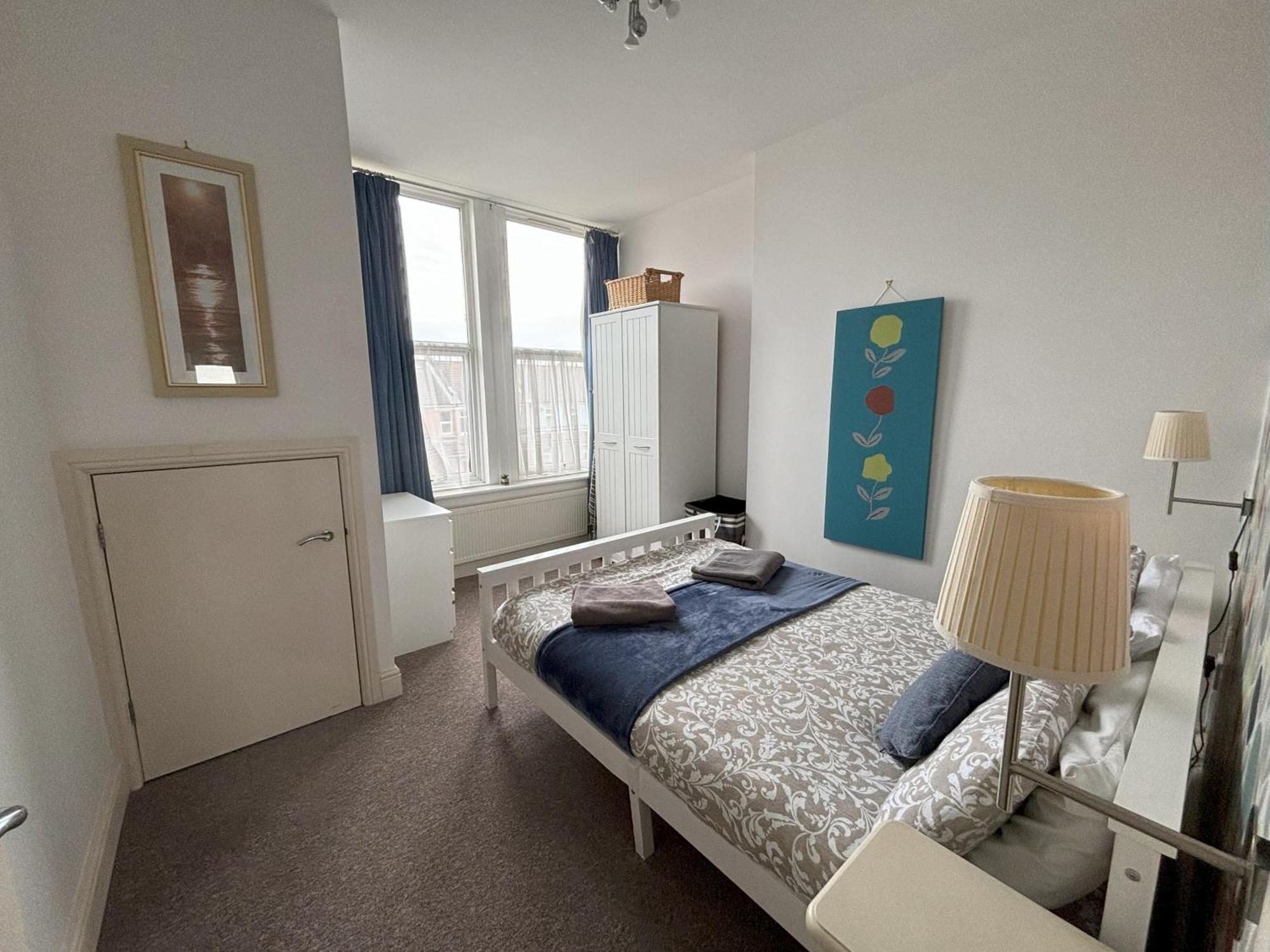 Seabreeze Apartment Істборн Екстер'єр фото